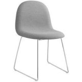 Gubi 3D Sled stoel gestoffeerd met chroom onderstel, Hallingdal 123