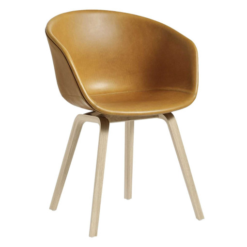 About a Chair AAC23 stoel gelakt onderstel Sense Cognac