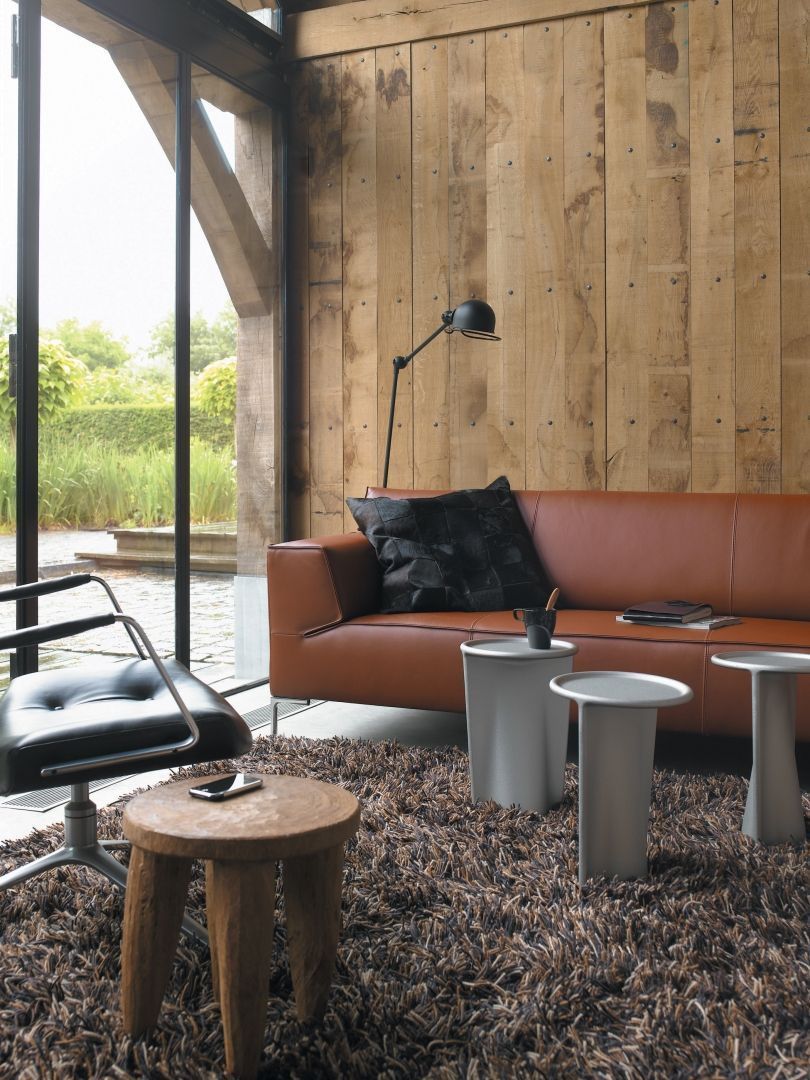 Woonkamer Woonkamer inspiratiefoto met Design on Stock Banken en stoelen