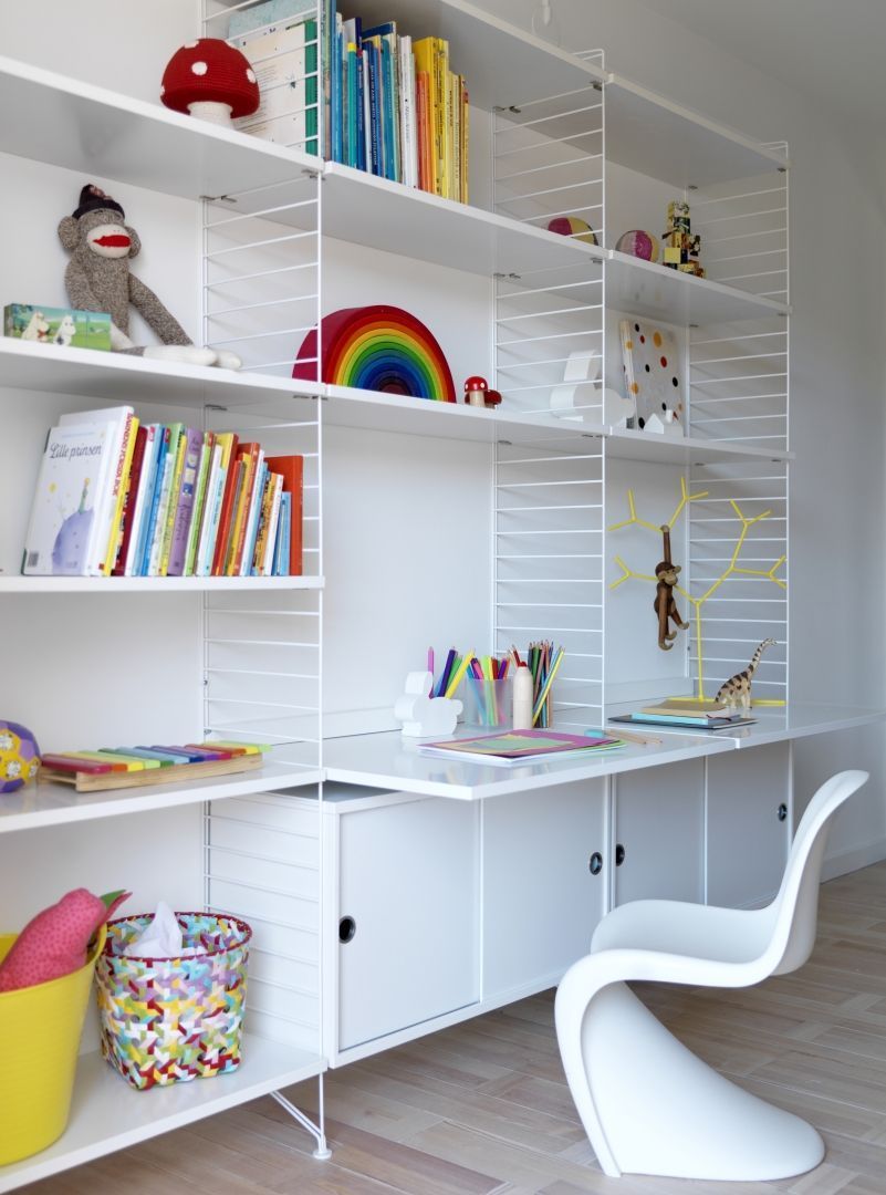Kinderkamer Kinderkamer inspiratiefoto met String Furniture Stoelen
