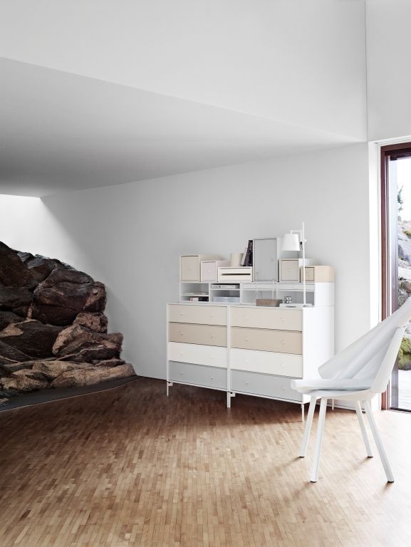 Gallery image for position 3