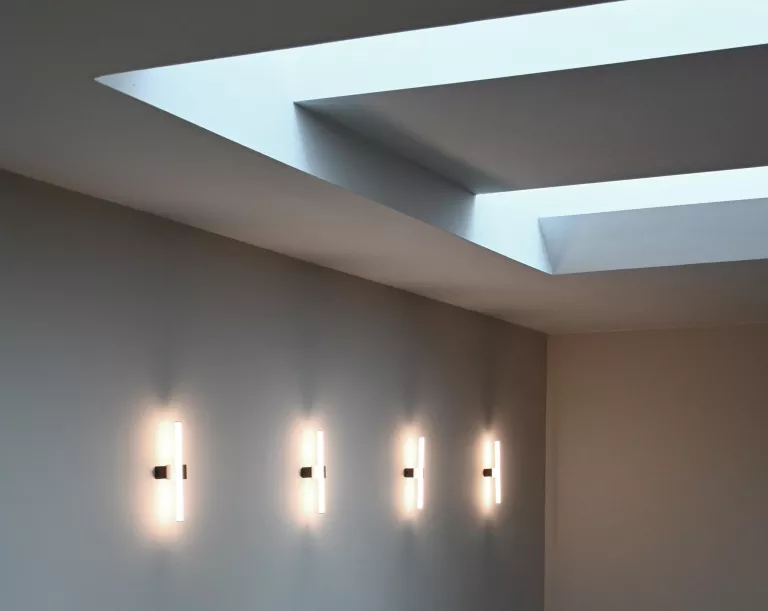 Gallery image for position 2