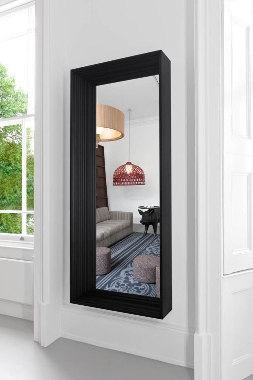 Gallery image for position 9