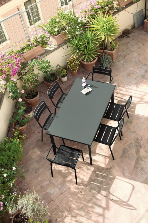 Gallery image for position 12