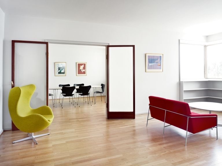 Gallery image for position 14