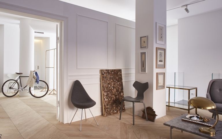 Gallery image for position 7