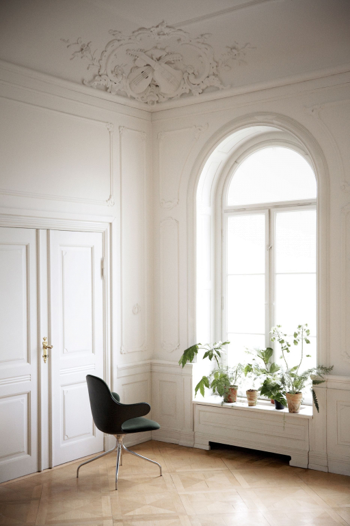 Gallery image for position 6