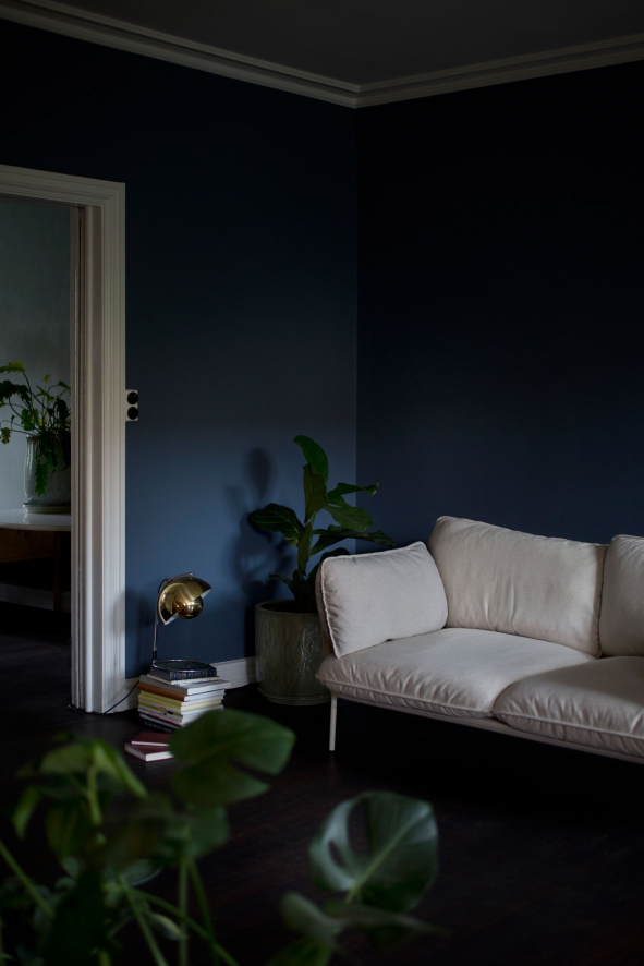 Gallery image for position 2