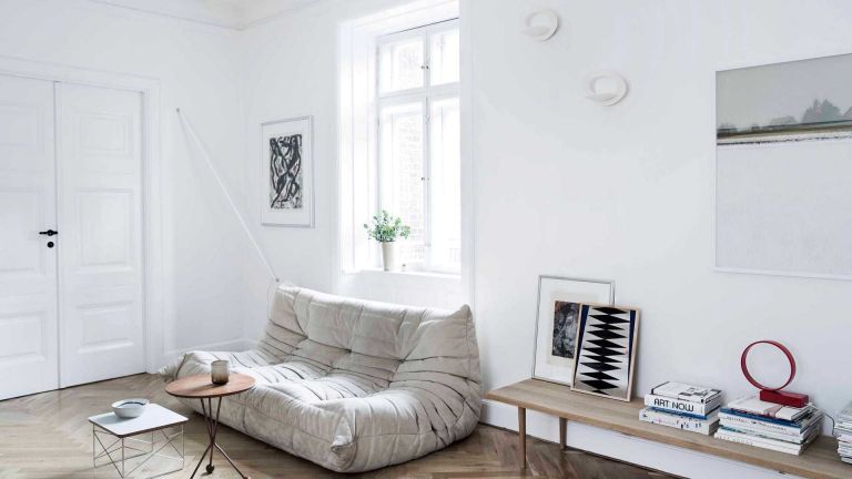 Gallery image for position 4