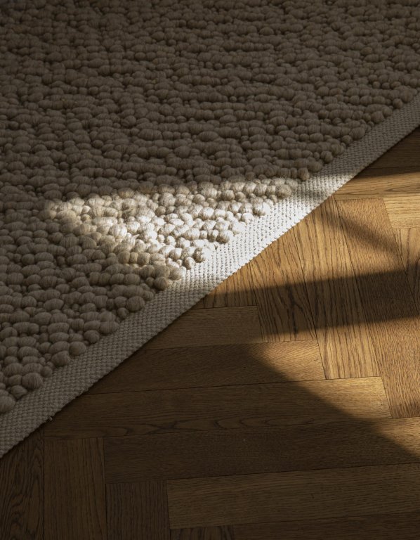 Gallery image for position 12