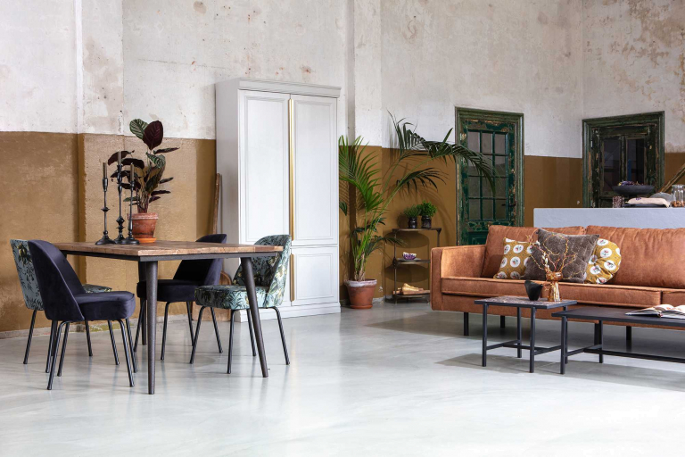 Gallery image for position 23