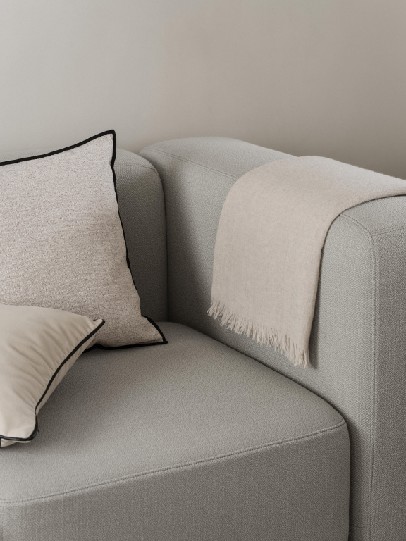 Gallery image for position 18