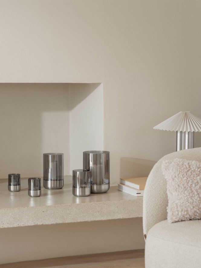 Gallery image for position 1