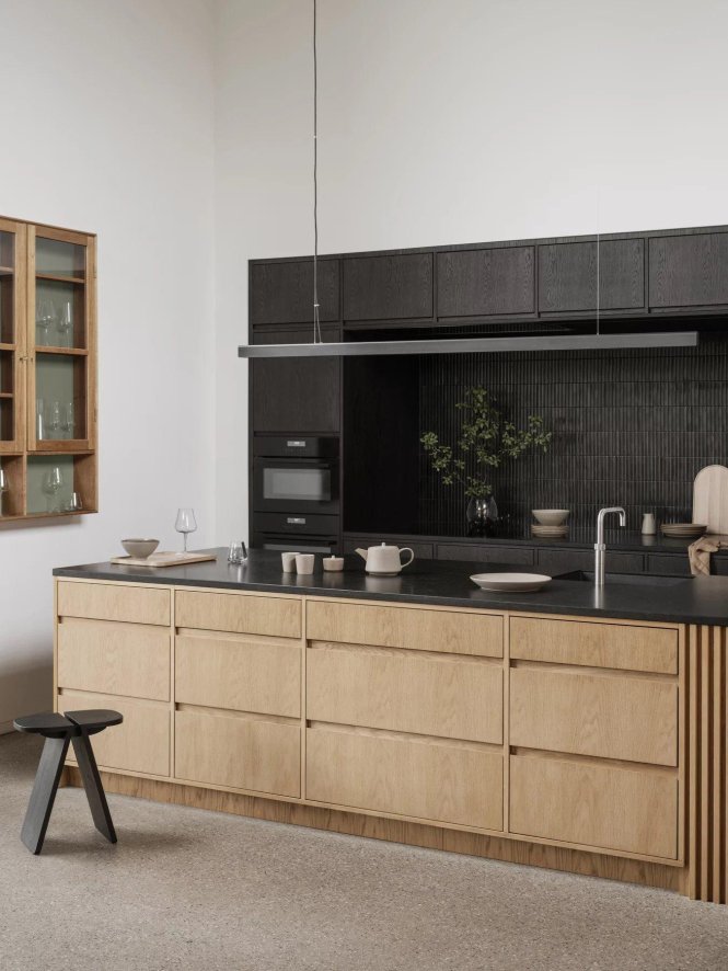 Gallery image for position 7