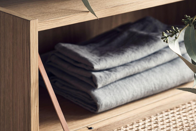 Gallery image for position 3