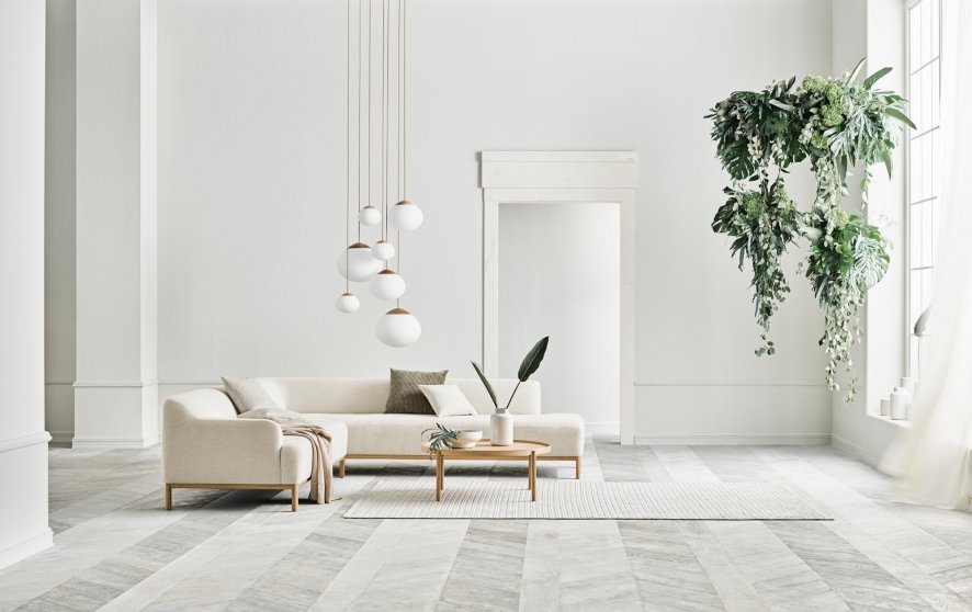 Gallery image for position 1