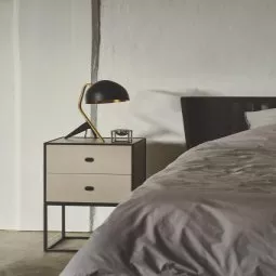 Frame 35 nachtkastje met 1 lade zand