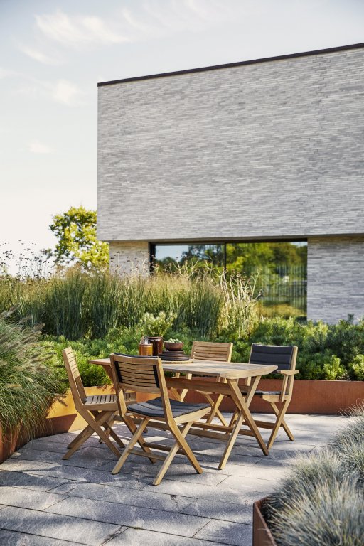 Gallery image for position 2