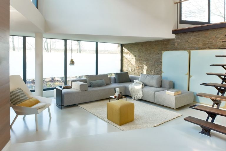 Gallery image for position 5