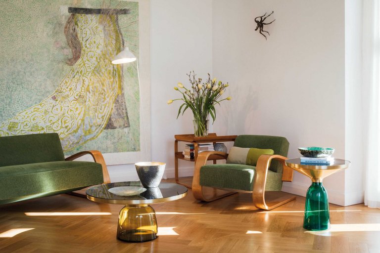 Gallery image for position 4