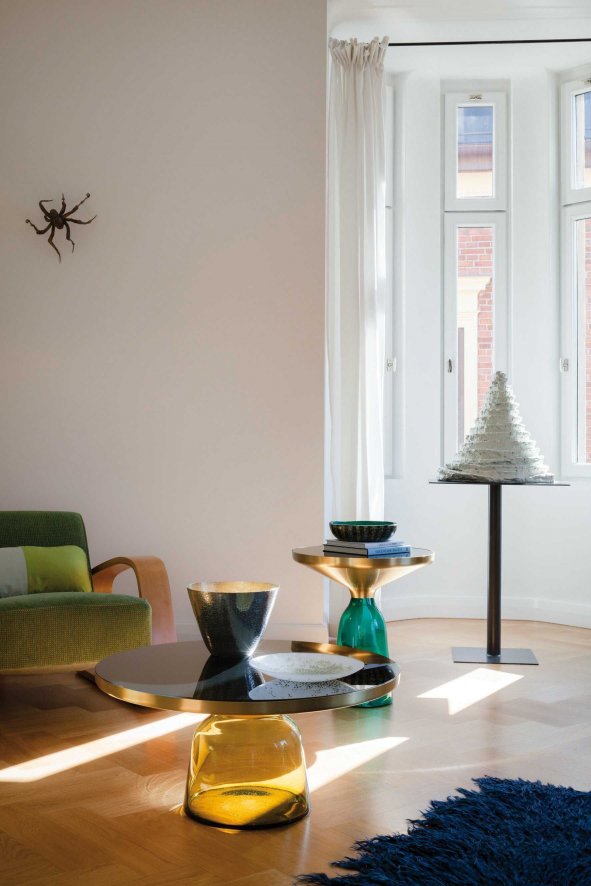 Gallery image for position 14