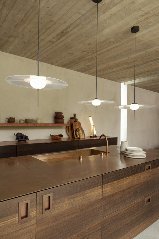 Gallery image for position 6