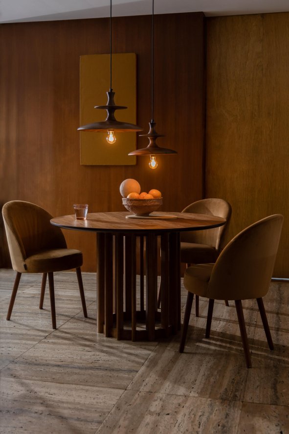 Gallery image for position 2