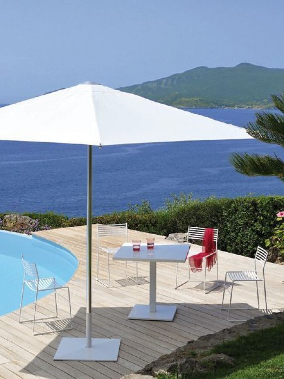 Gallery image for position 1