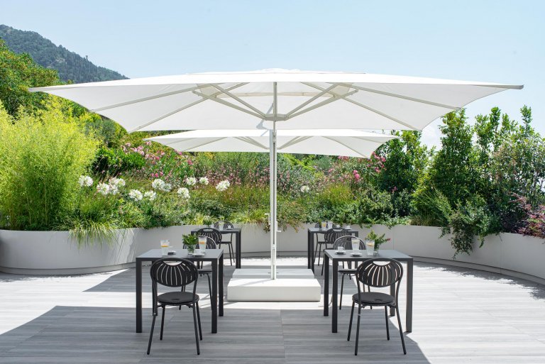 Gallery image for position 1