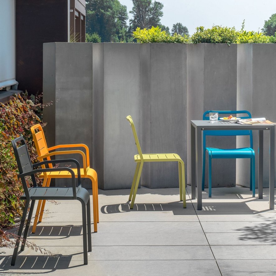 Gallery image for position 1