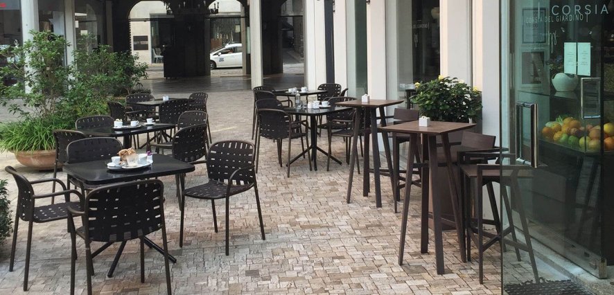 Gallery image for position 4