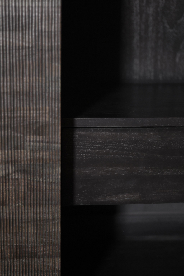 Gallery image for position 1