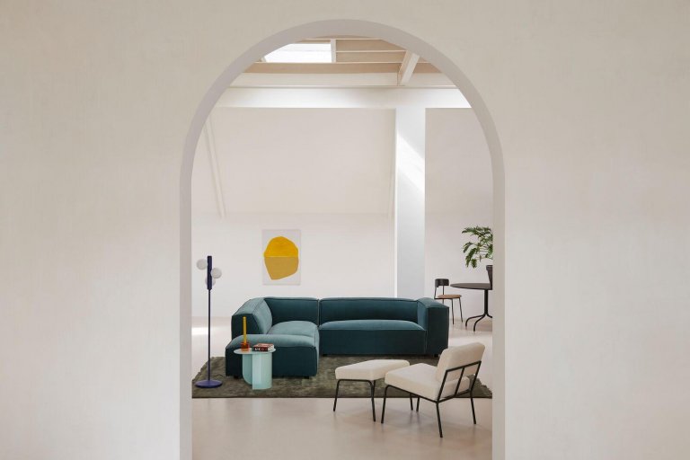 Gallery image for position 5