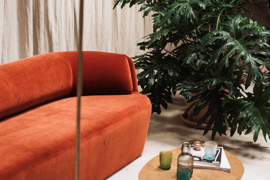 Gallery image for position 12