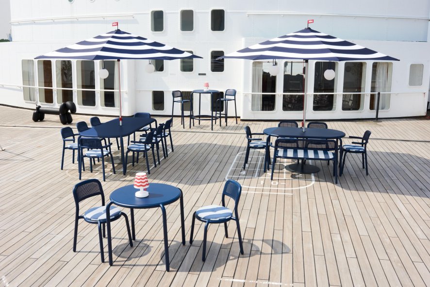 Gallery image for position 28