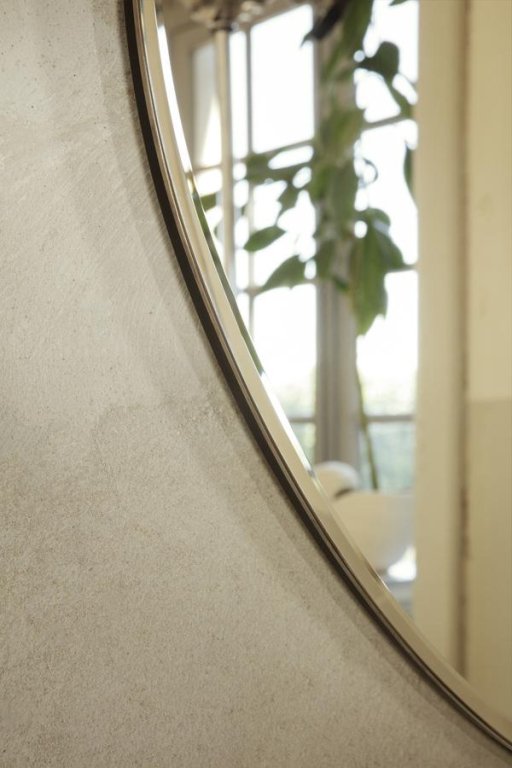 Gallery image for position 7