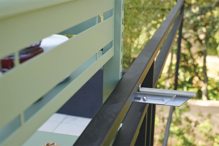 Gallery image for position 24