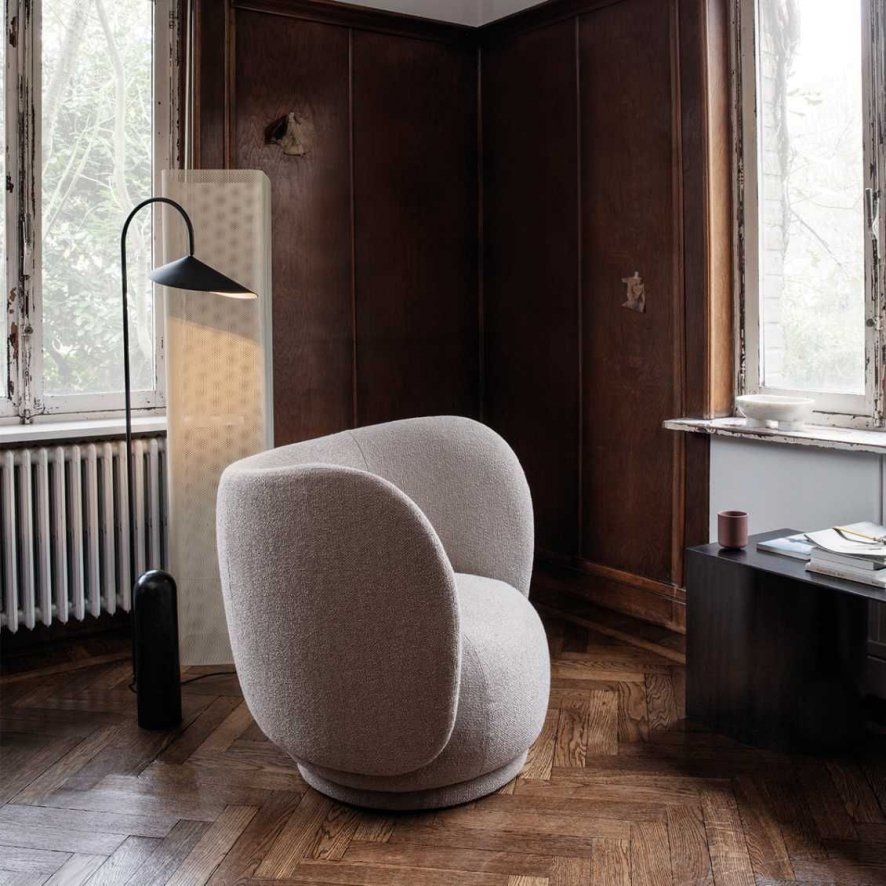 Gallery image for position 1