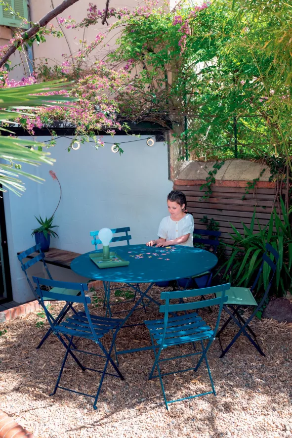 Gallery image for position 9