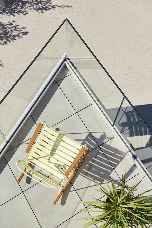 Gallery image for position 6