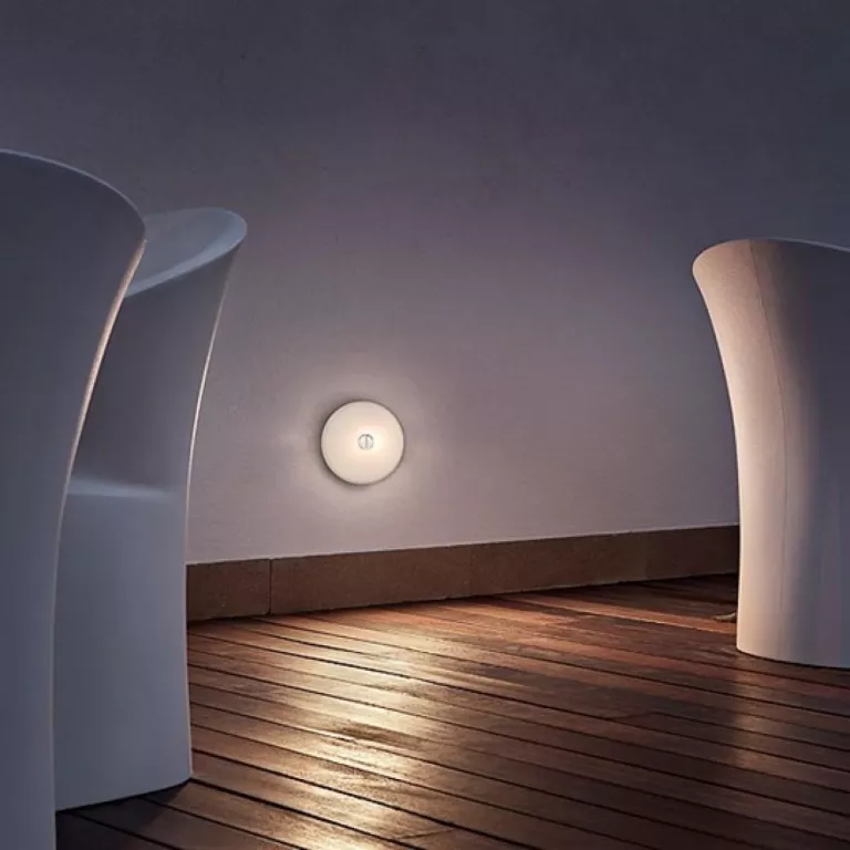 Gallery image for position 4