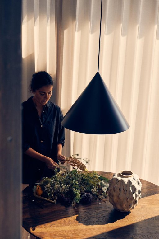 Gallery image for position 3