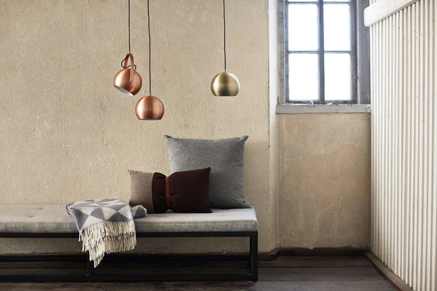 Gallery image for position 4