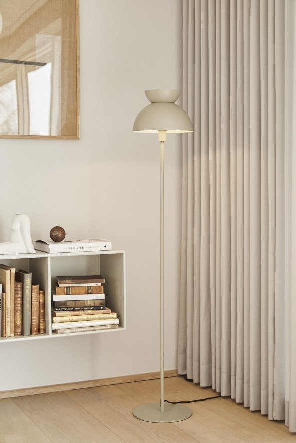 Gallery image for position 4