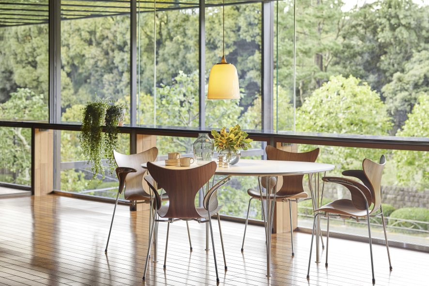 Gallery image for position 2