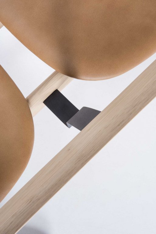 Gallery image for position 15