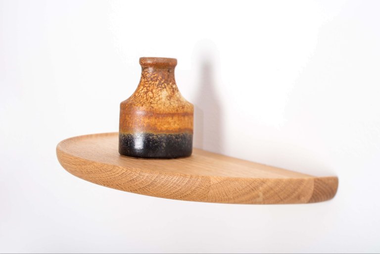 Gallery image for position 2