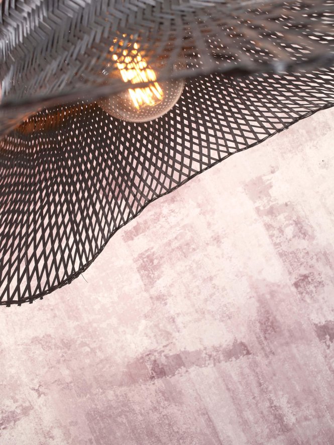 Gallery image for position 4