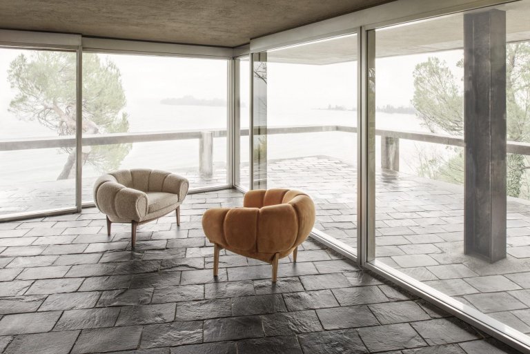 Gallery image for position 18