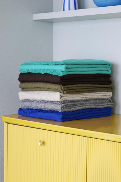 Gallery image for position 14